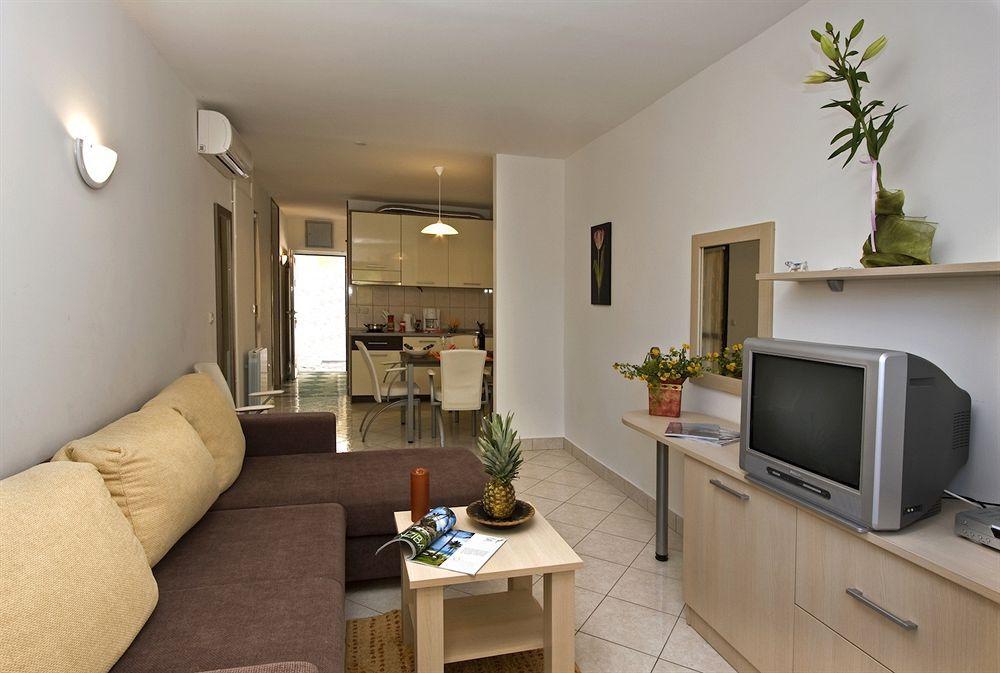 Beach Apartments Lavica Podstrana Ngoại thất bức ảnh