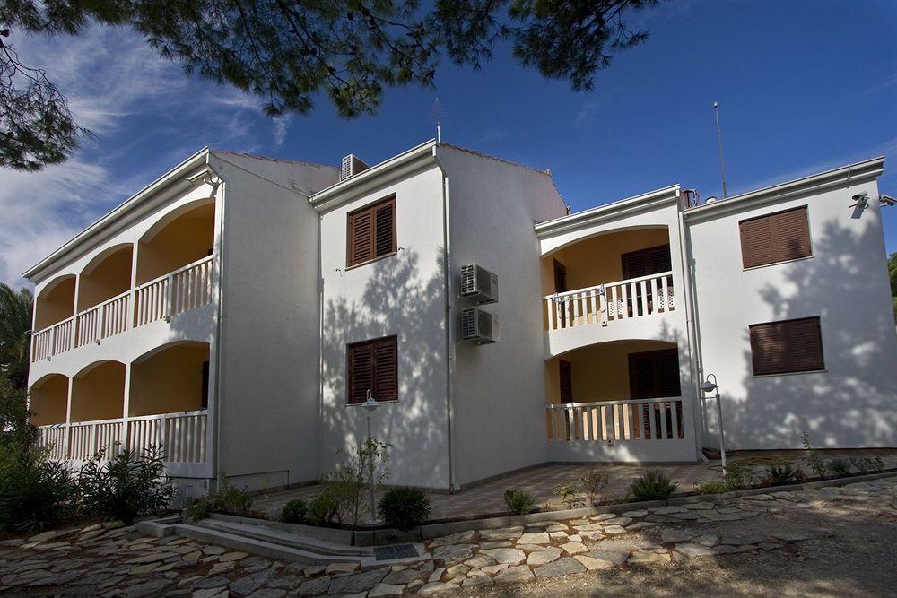 Beach Apartments Lavica Podstrana Ngoại thất bức ảnh